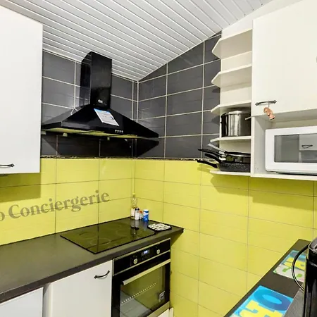 Maison Redonnaise Centre 펜션 르동